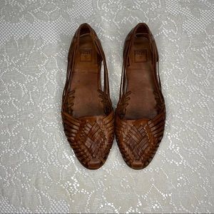 FRYE Heather Huarache Flats Brown Size 9